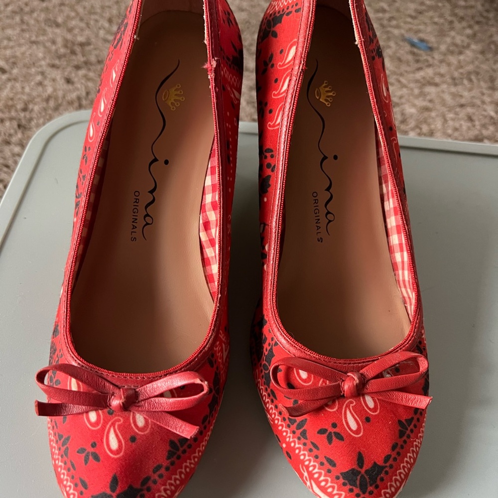 Nina Originals Red Patterned Wedge